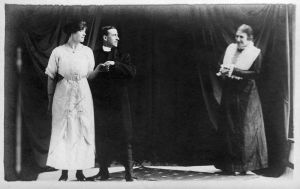 miss n sheppard dr walker nurse green sm.jpg